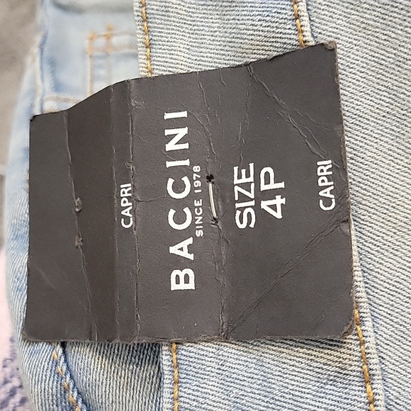 BACCINI Woman's Capri Jeans Size 4P - Picture 7 of 9